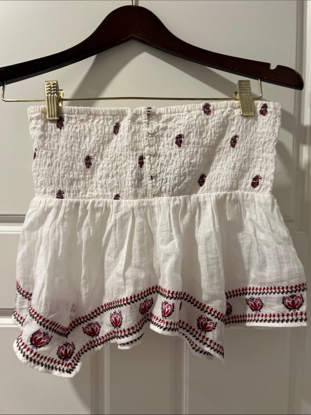 American Eagle Outfitters White Mini Skirt with Red Embroidery